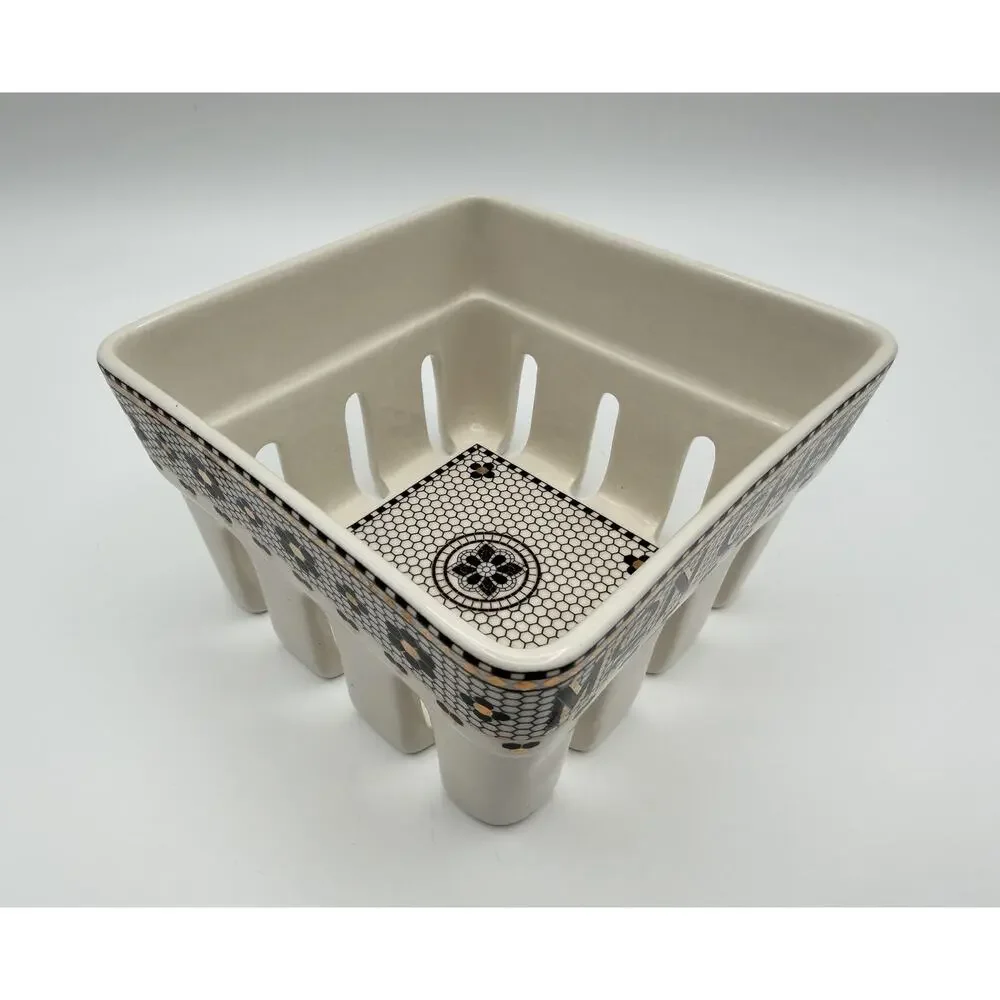 Anthropologie Mon Cheri Bistro Garden Tile Small Stoneware Berry Basket 4.25”
